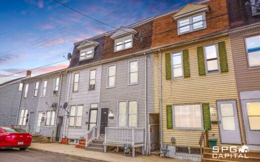 653 W College Ave, York PA