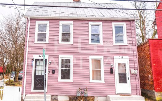 220 E North St, Carlisle PA